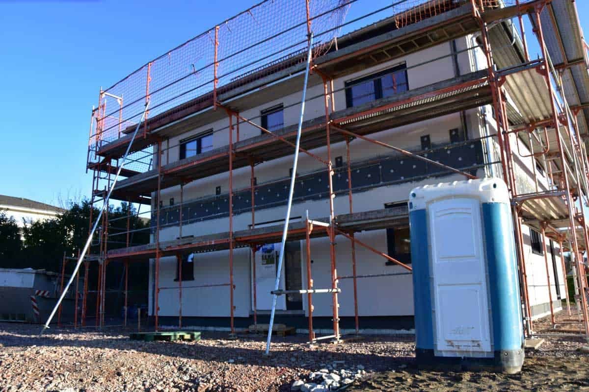Ein Haus, bei dem viele Leistungen bauseits ausgeführt werden.